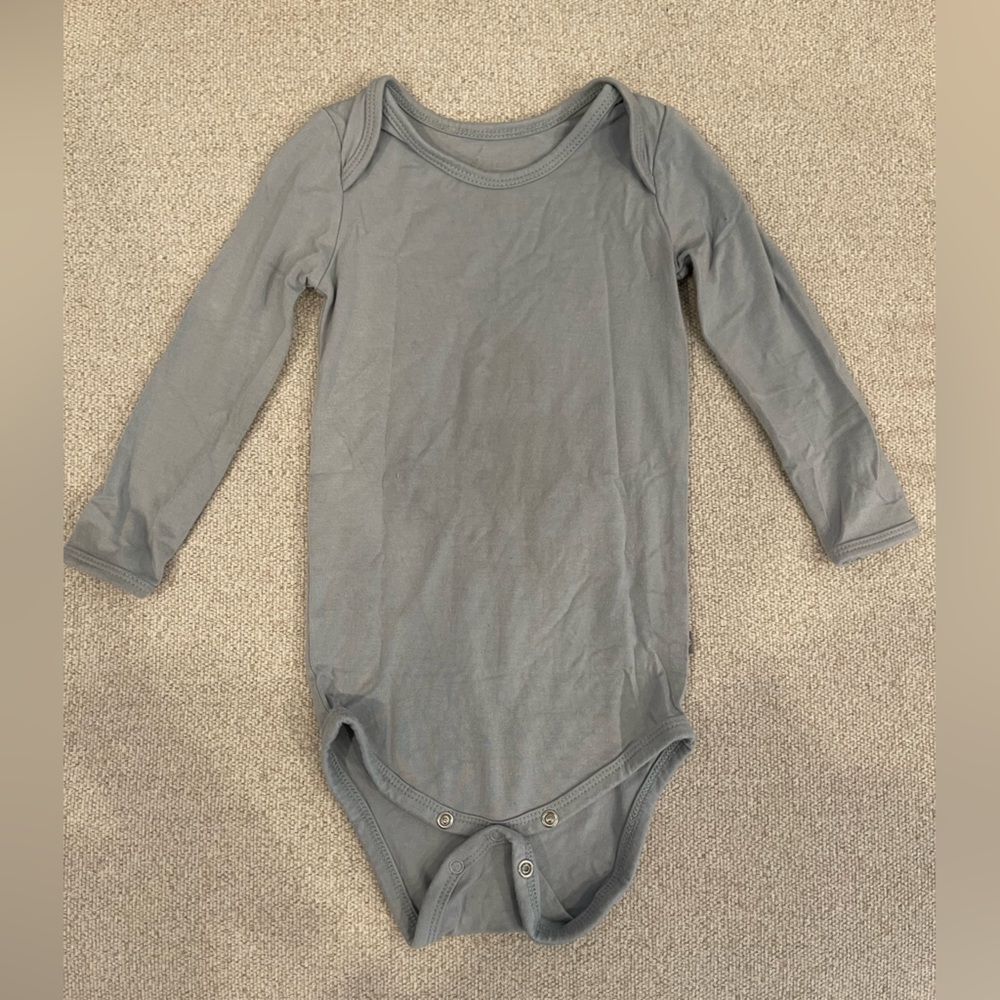 KyteBABY Long Sleeve Body Suit - Fog - 18-24M - Worn Twice